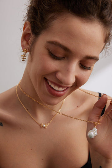 MINIMALIST JEWELLERY