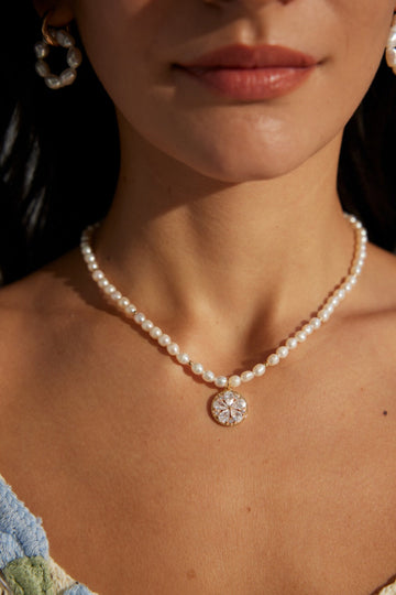 STATEMENT JEWELLERY